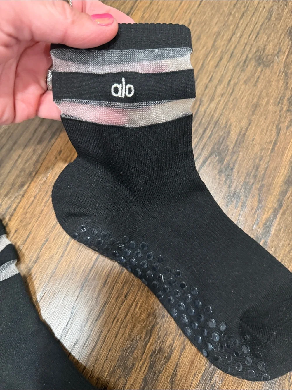 ALO Yoga Black Ankle mesh stripe Grip Socks
